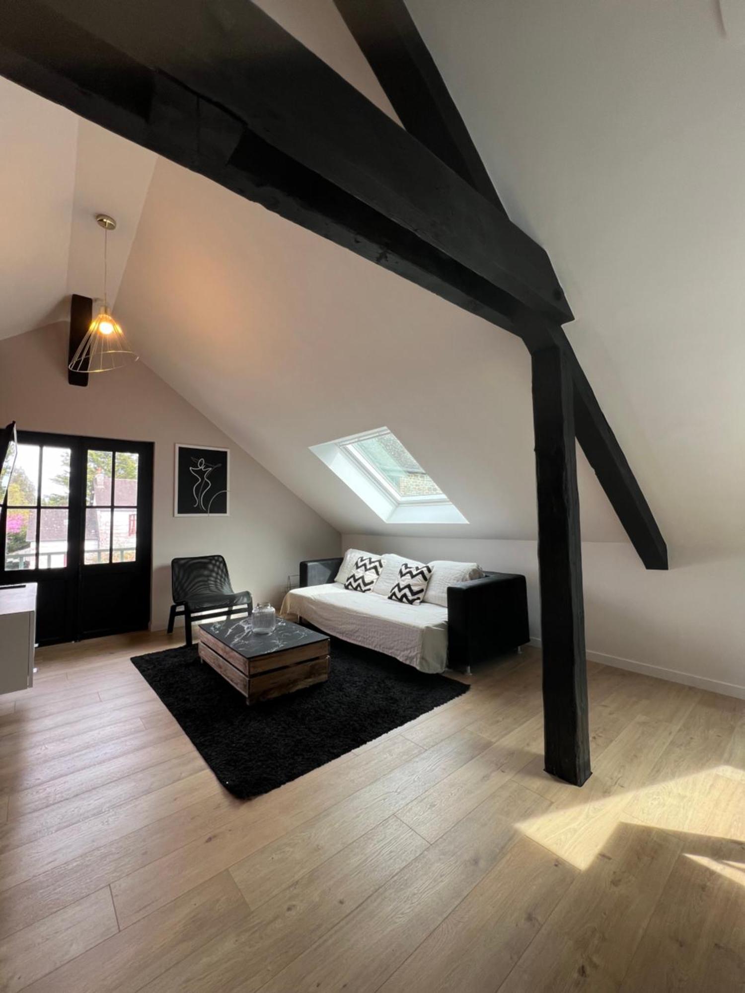 Appartement Spacieux Et Lumineux Proche Du Centre Historique Доль-де-Бретань Экстерьер фото